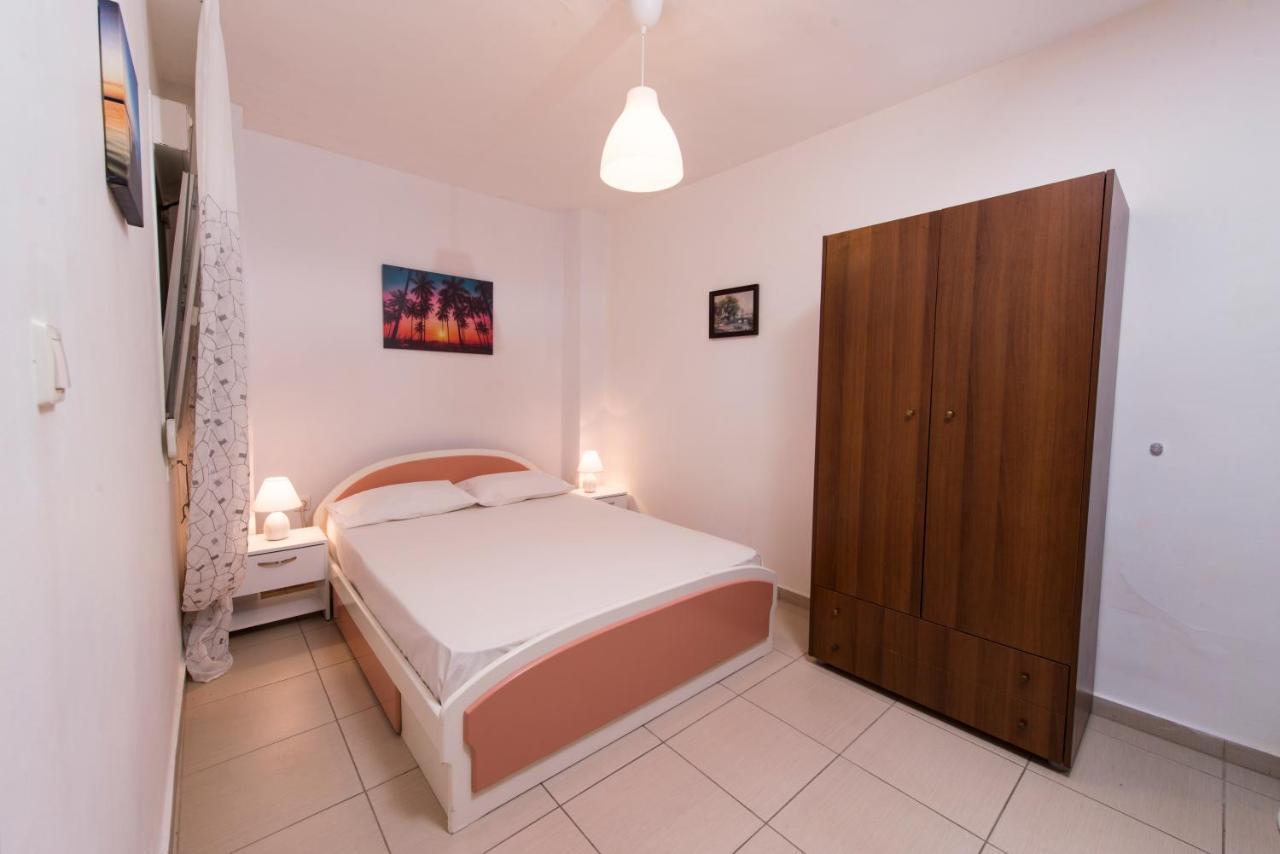 Alexandros Inn เทสซาโลนิกิ ภายนอก รูปภาพ