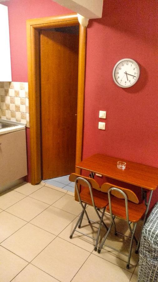 Alexandros Inn เทสซาโลนิกิ ภายนอก รูปภาพ